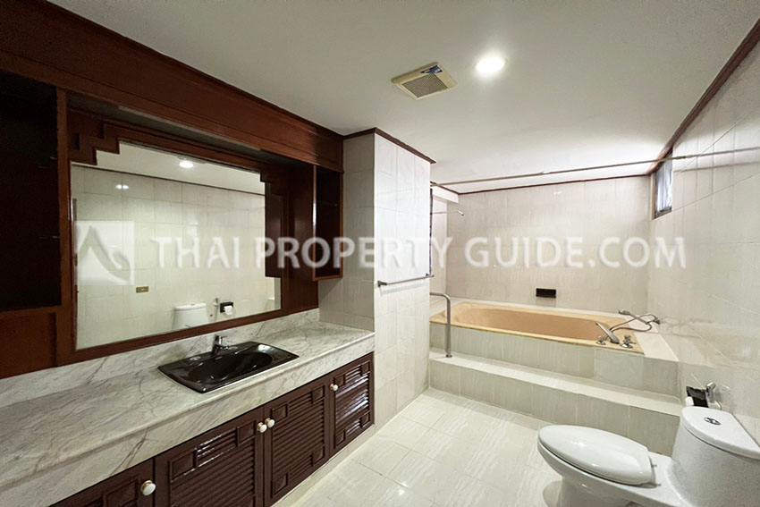 Apartment in Sukhumvit 