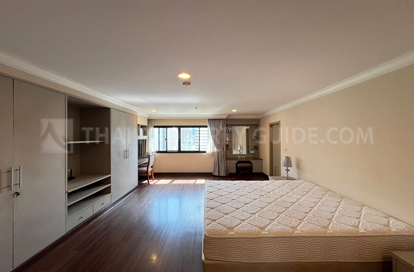 Apartment in Sukhumvit 