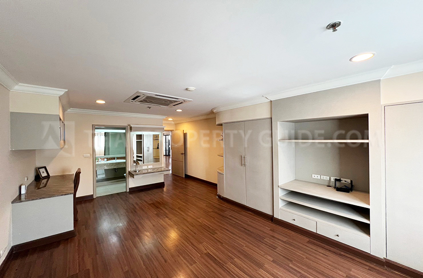 Apartment in Sukhumvit 