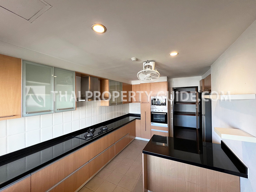 Apartment in Sukhumvit 