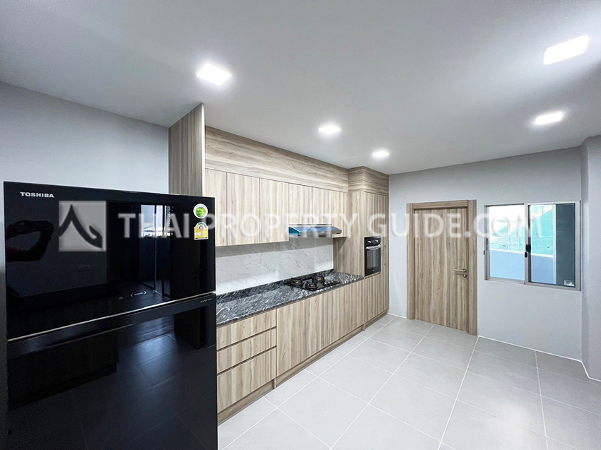 Apartment in Sukhumvit 