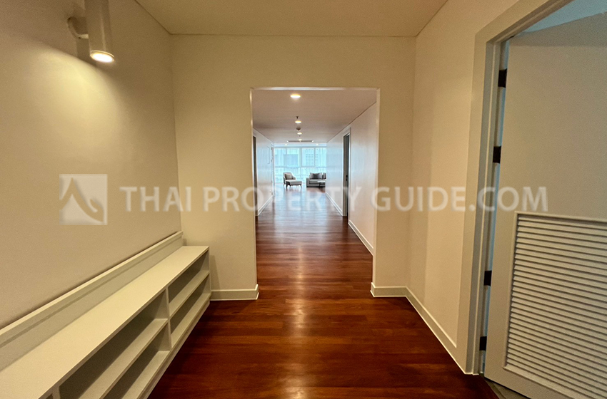 Apartment in Sukhumvit 