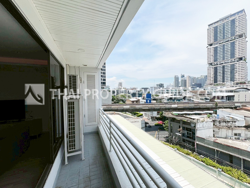Apartment in Sukhumvit 