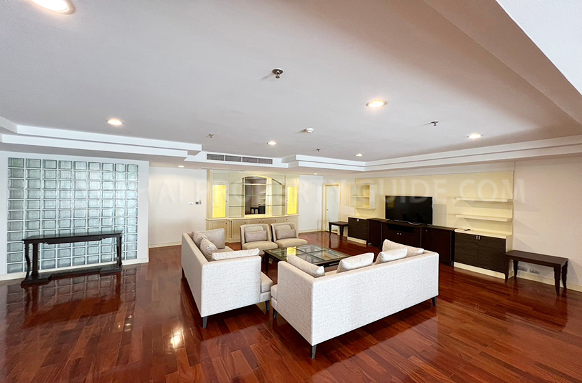 Apartment in Sukhumvit 