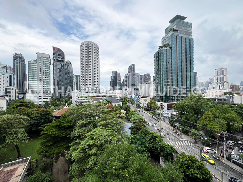 Apartment in Sukhumvit 