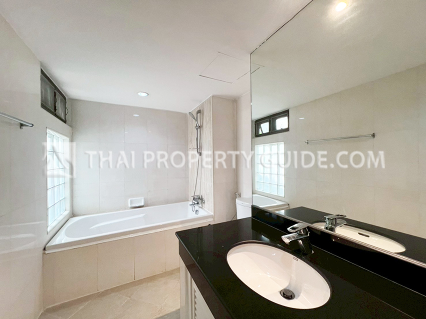 Apartment in Sukhumvit 