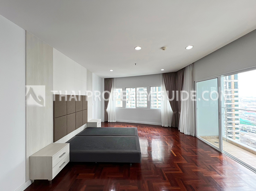 Apartment in Sukhumvit 