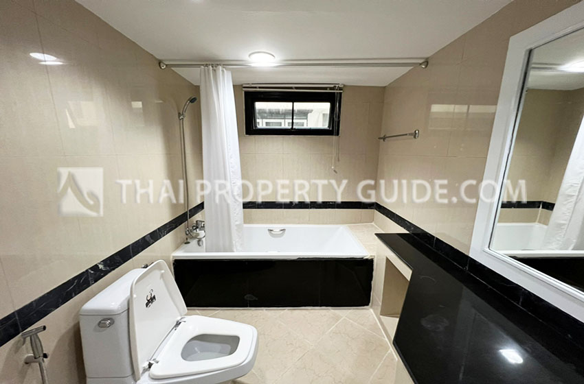 Apartment in Sukhumvit 