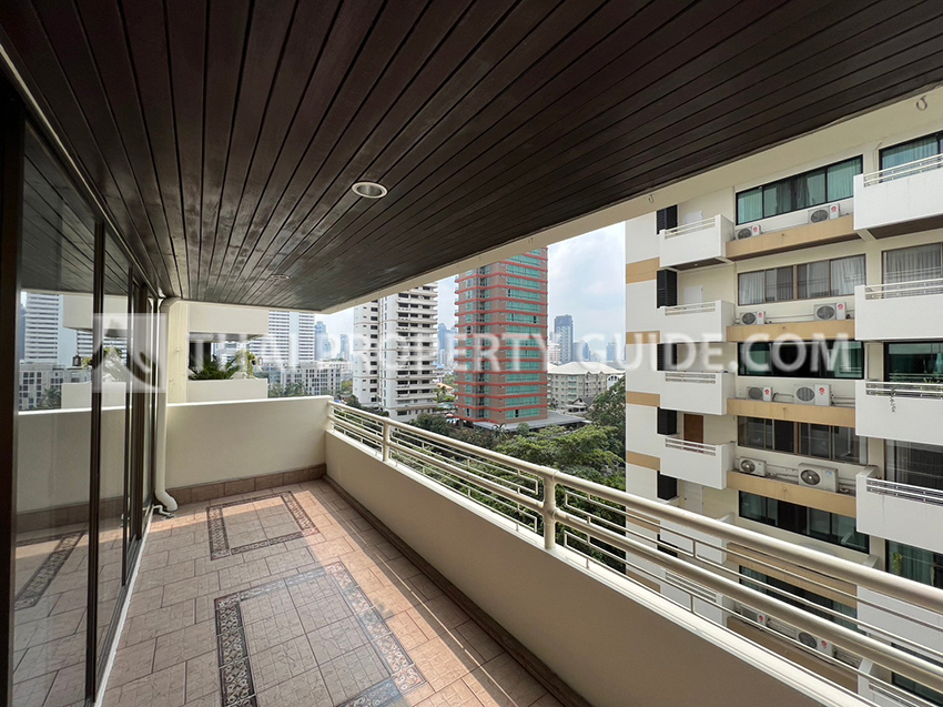 Apartment in Sukhumvit 