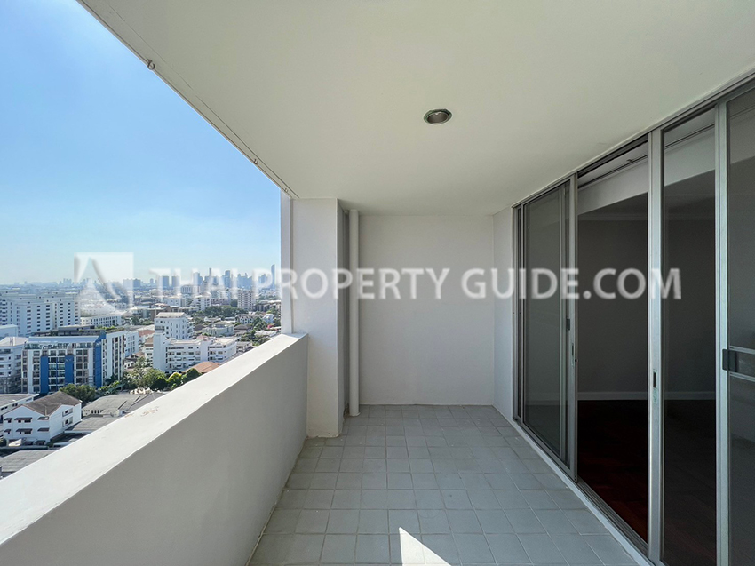 Apartment in Sukhumvit 