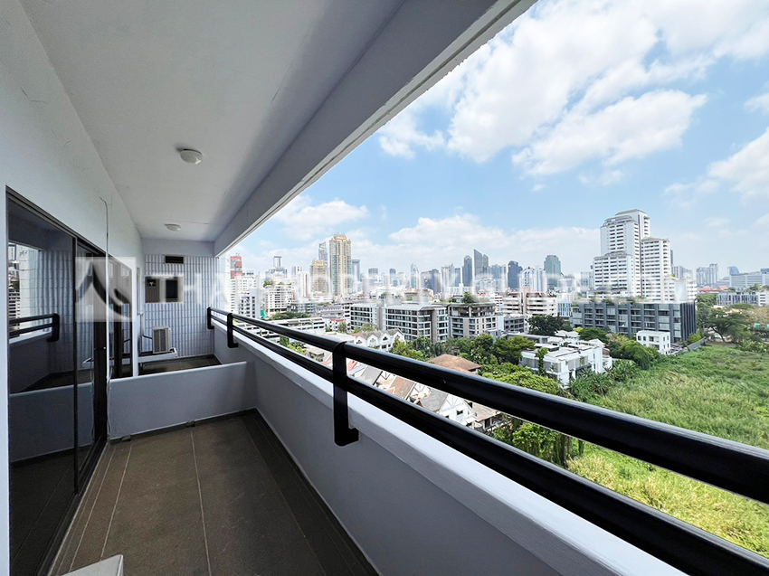 Apartment in Sukhumvit 