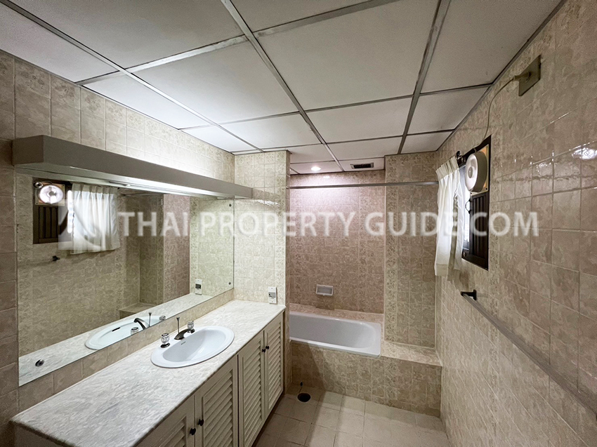 Apartment in Sukhumvit 