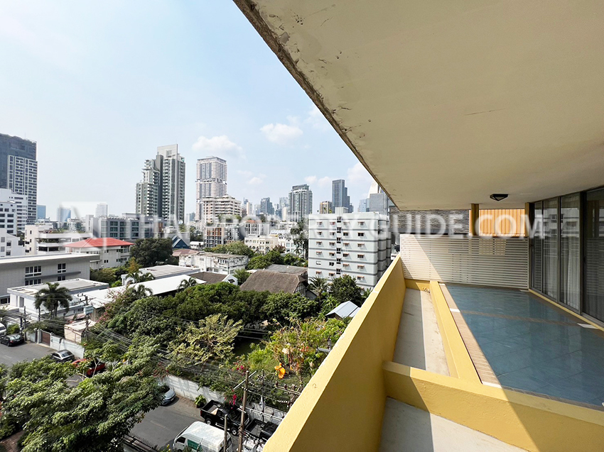 Apartment in Sukhumvit 