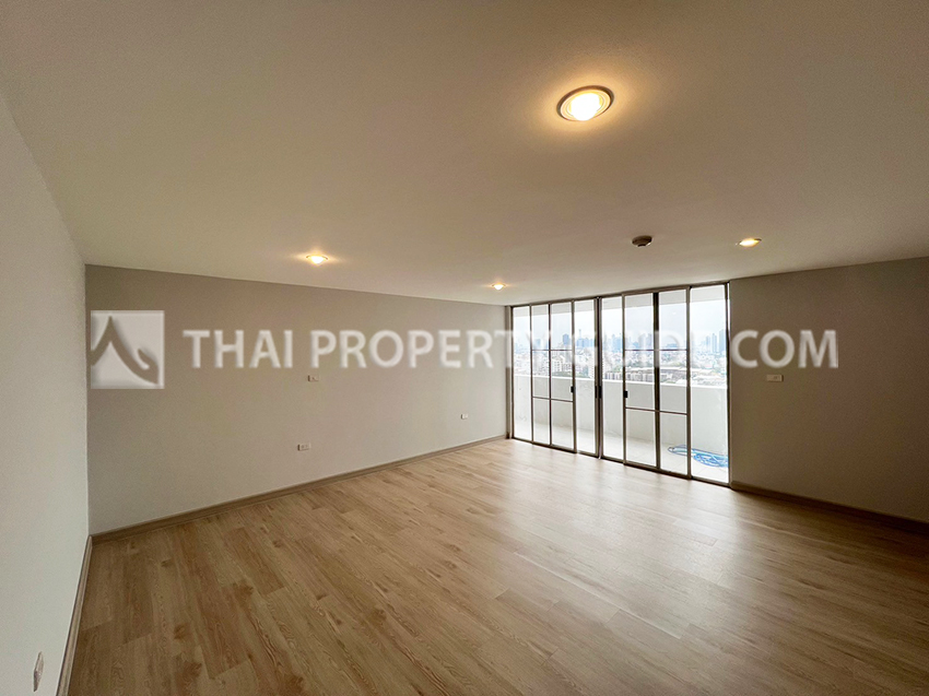 Apartment in Sukhumvit 