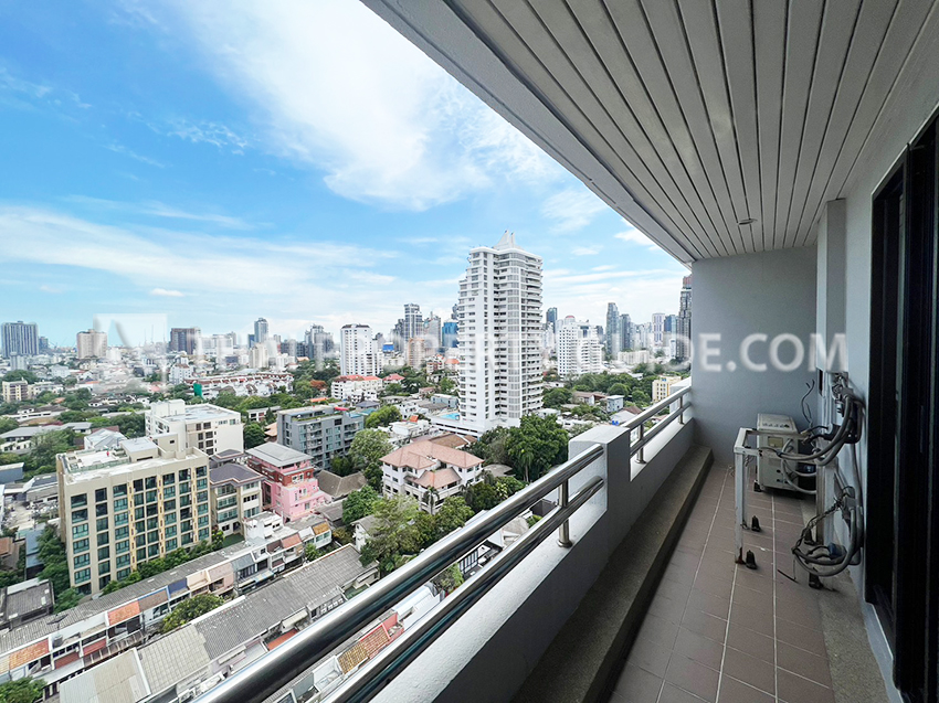 Apartment in Sukhumvit 