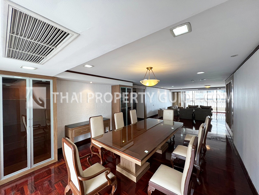 Apartment in Sukhumvit 