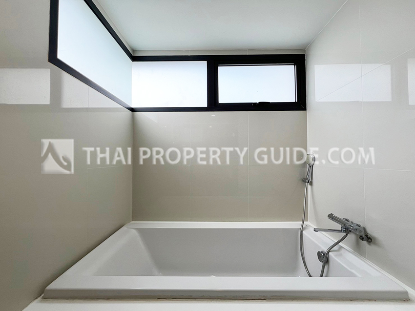 Apartment in Sukhumvit 