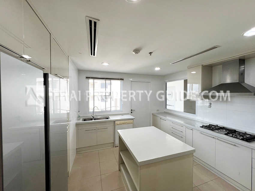 Apartment in Sukhumvit 