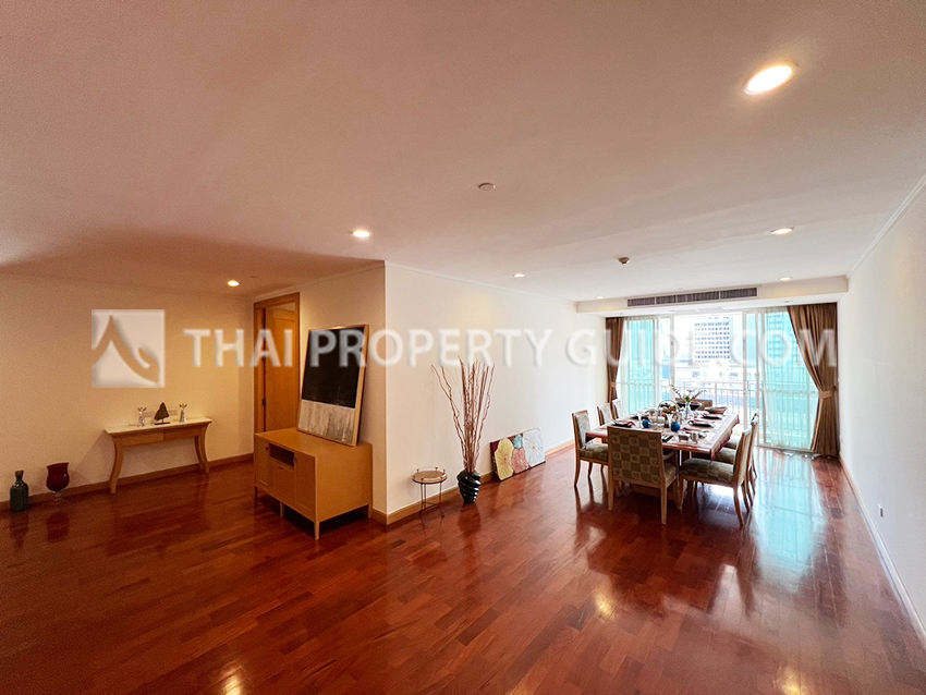 Apartment for rent in Sukhumvit (near NIST International School)