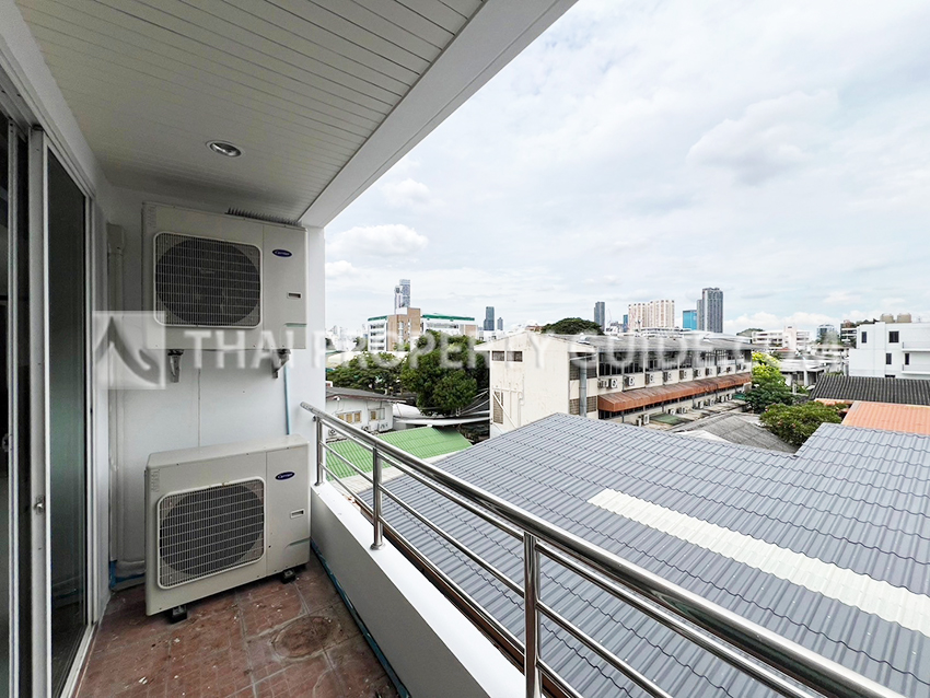 Apartment in Sukhumvit 