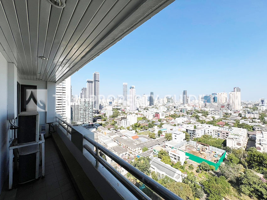 Apartment in Sukhumvit 