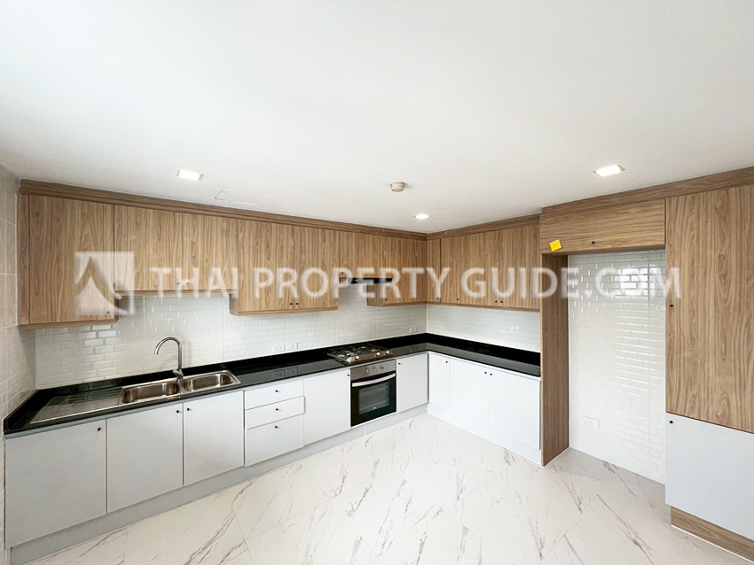 Apartment in Sukhumvit 