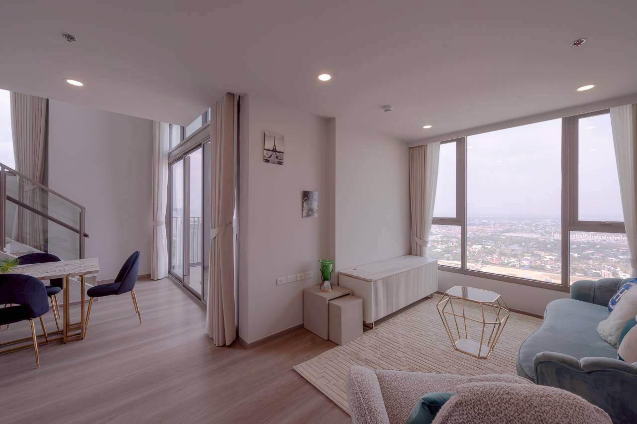 Condominium in Bangnatrad 