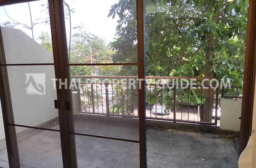 Condominium in Nichada Thani 