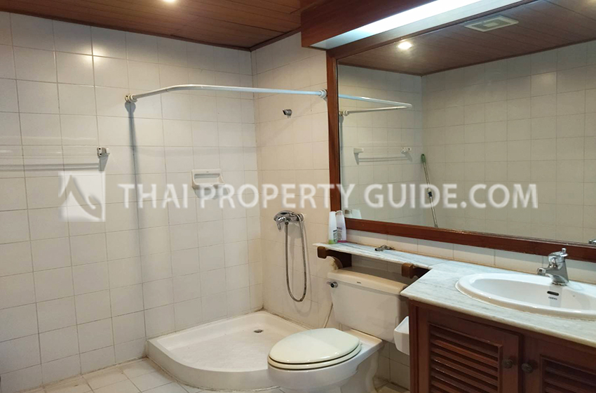 Condominium in Nichada Thani 