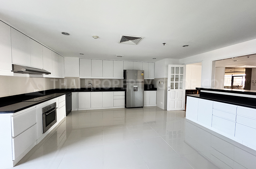 Condominium in Nichada Thani 