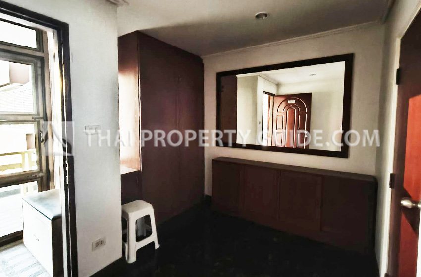 Condominium in Nichada Thani 