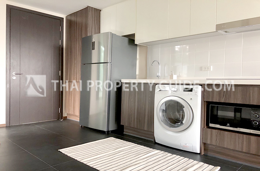 Condominium in New Petchburi 