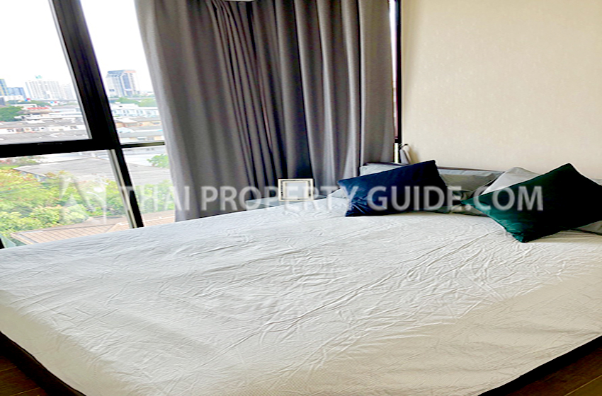 Condominium in New Petchburi 