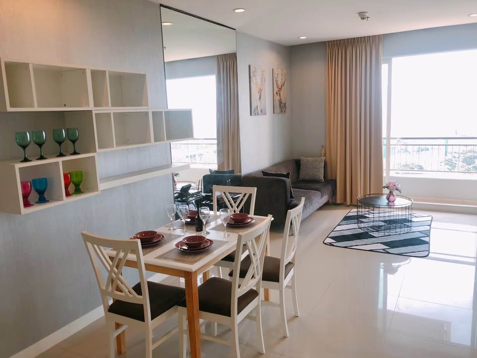 Condominium in New Petchburi 