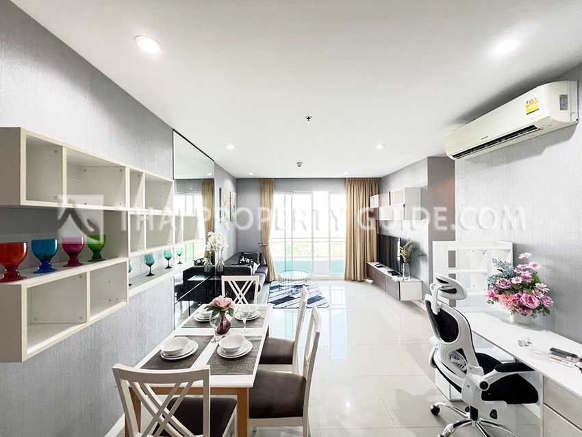 Condominium for rent in New Petchburi (near KIS International School)