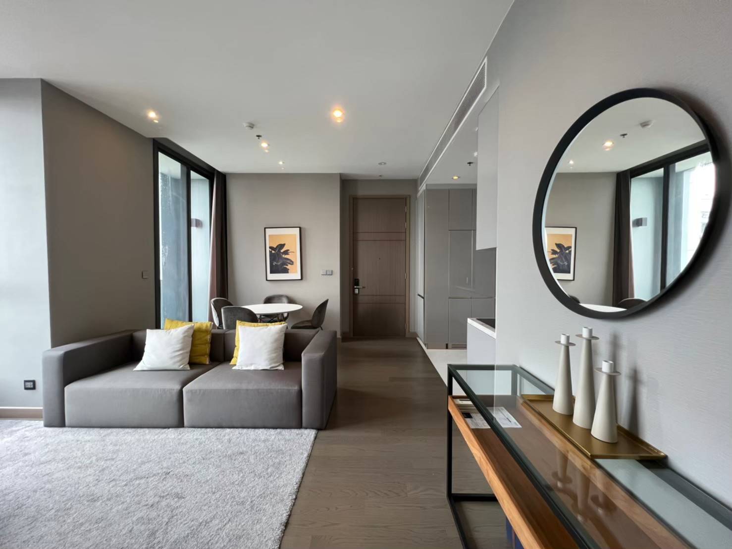 Condominium in New Petchburi 