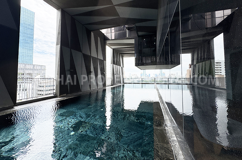 Condominium in Phaholyothin 