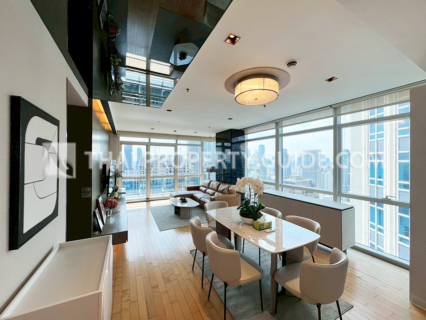 Condominium in Ploenchit : Athenee Residence 