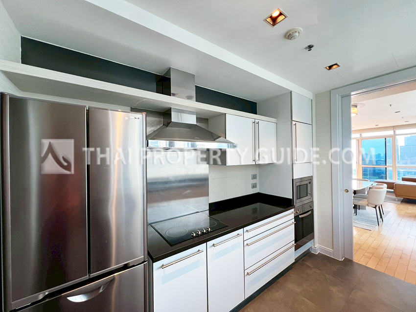 Condominium in Ploenchit : Athenee Residence 