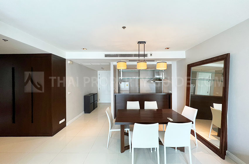 Condominium in Ploenchit : Athenee Residence 