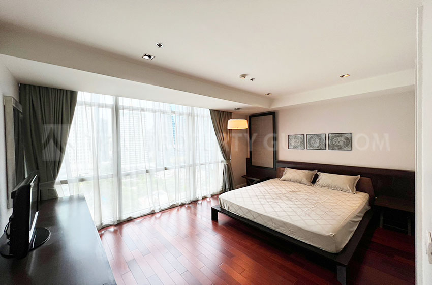 Condominium in Ploenchit : Athenee Residence 