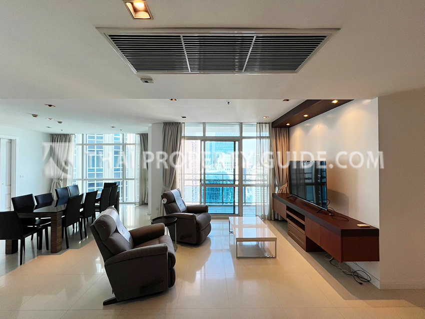 Condominium in Ploenchit : Athenee Residence 