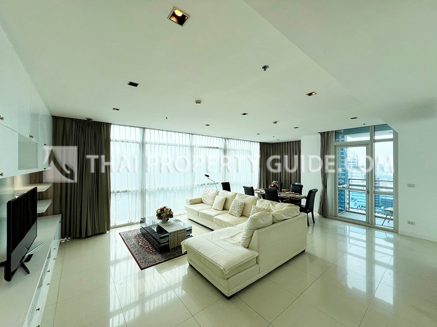 Condominium in Ploenchit : Athenee Residence 