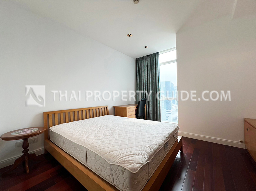 Condominium in Ploenchit : Athenee Residence 