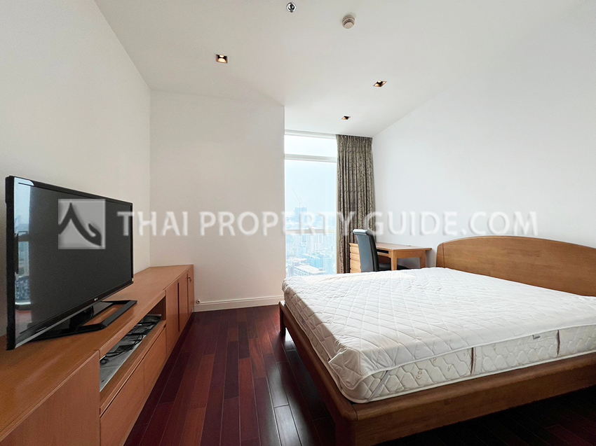 Condominium in Ploenchit : Athenee Residence 