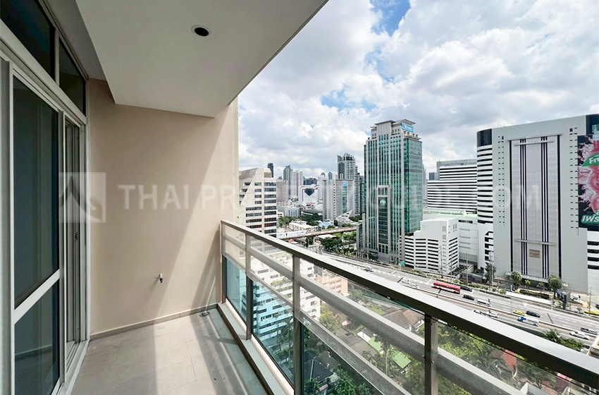 Condominium in Ploenchit : Athenee Residence 