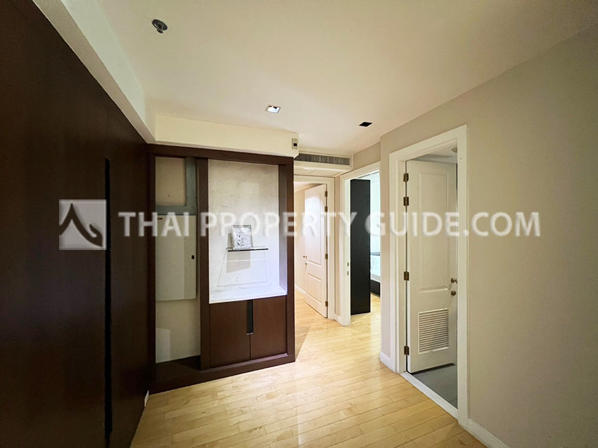 Condominium in Ploenchit : Athenee Residence 