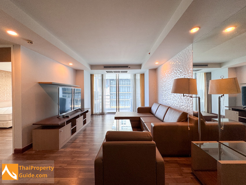 Condominium for rent in Ploenchit (near NIST International School)