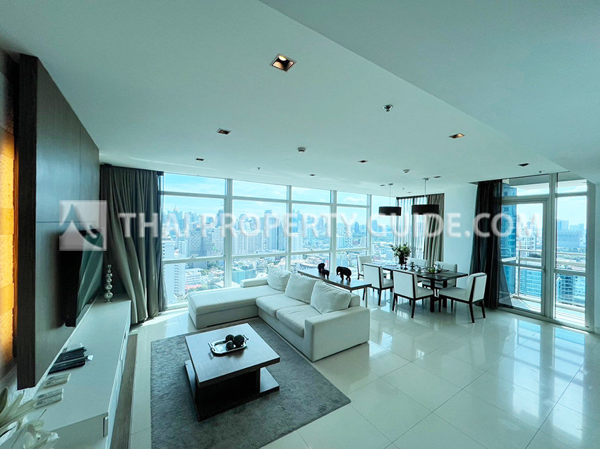 Condominium in Ploenchit : Athenee Residence 