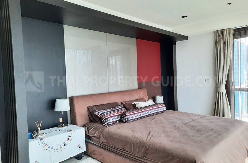 Condominium in Ploenchit : Athenee Residence 